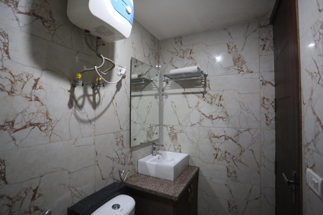 Hotel Sm Suits Near Delhi Airport-Unit By Grand Urban Luxury New Delhi Ngoại thất bức ảnh