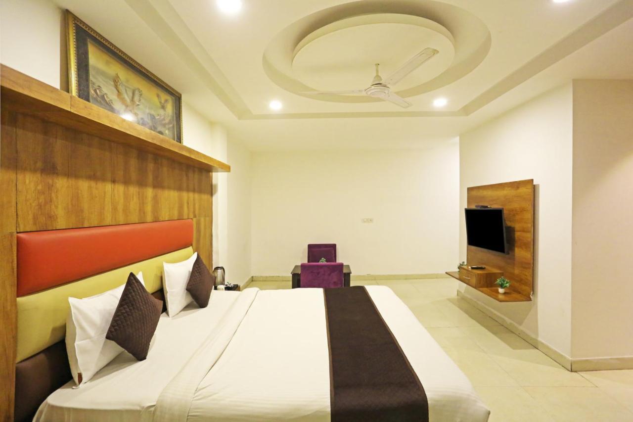 Hotel Sm Suits Near Delhi Airport-Unit By Grand Urban Luxury New Delhi Ngoại thất bức ảnh
